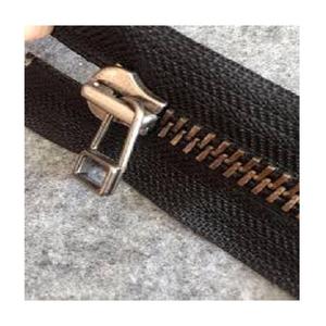 Venta al por mayor OZL Marca Open-End 5 # Cremalleras metálicas largas Rollos para zapatos Bolsos Equipaje Muestra de 7 días Tiempo de entrega Durable - Product Image 1