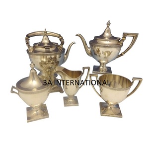 Théière tendance, bouilloire à café en métal royal, pot artisanal de designer, pur laiton, sculpté à la main, serveur à café, percolateur, bouilloire - Product Image 4