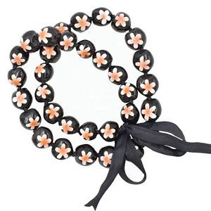 Collar Hawaiano kukui-nut hecho a mano para mujer, collar con logotipo <span class=keywords><strong>de</strong></span> flor <span class=keywords><strong>de</strong></span> <span class=keywords><strong>Plumeria</strong></span> pintada a mano, joyería <span class=keywords><strong>de</strong></span> estilo playero para mujer - Product Image 5