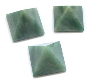 Buy Online Green Aventurine Pyramids : Green Aventurine Pyramids for Sale - Product Image 1