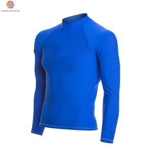 เสื้อแรชการ์ดแขนยาวผู้ชาย สีดำแดง แห้งเร็ว สำหรับว่ายน้ำ แขนยาวเต็มตัว ผลิตจากโพลีเอสเตอร์ผสมสแปนเด็กซ์ เสื้อกีฬาสำหรับผู้ใหญ่ - Product Image 4