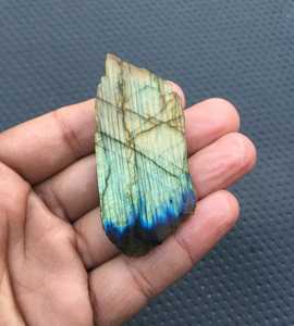 Pierre précieuse brute en Labradorite naturelle de haute qualité pierre de feu bleue du grossiste indien pour la décoration de la maison pierres précieuses en vrac - Product Image 2