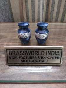 Pequeña Urna Funeraria de Latón Estilo Americano para Recuerdos de Bebé BRASSWORLD INDIA - Product Image 5