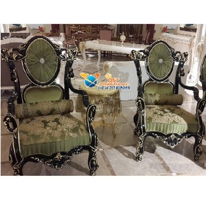 Chaises longues polonaises noires pour la maison Chaises d'accent polonaises noires solides Chaises longues de luxe baroques pour le salon - Product Image 1