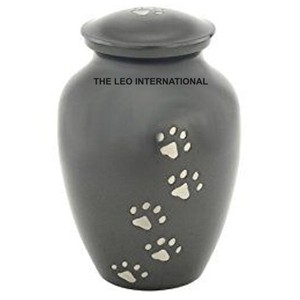 Urnas funerarias de metal y latón para gatos, color negro - Product Image 2