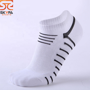 Meilleures chaussettes de sport de football à compression en plein air, vente en gros - Product Image 1