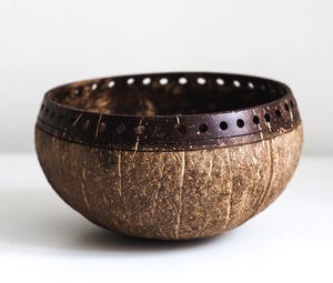 <b>Coconut</b> <b>Shell</b> Bowls with Customized Hand Crrafted Bowls , Handcarved <b>Coconut</b> <b>Shell</b> Smothies Bowl - Product Image 2