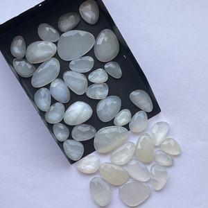 10mm 20mm pierre de lune blanche naturelle forme libre Rose coupe tranche pierres semi-précieuses pour la fabrication de bijoux au collier anneau en gros - Product Image 2