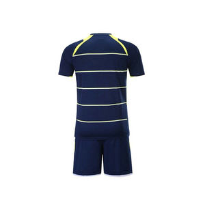 Uniforme de Fútbol Personalizable de Alta Calidad Hecho a Mano, Camiseta de Manga Corta para Verano con Logotipo, Nombre y Diseño Hechos a Medida - Product Image 3