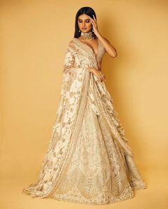 Robes longues vintage élégantes Lahnga Choli Robes de soirée pour femmes Robes longues élégantes Vêtements musulmans pour femmes - Product Image 1