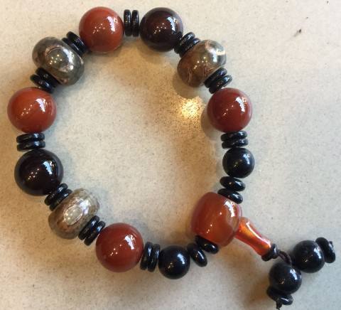 สีเหลือง