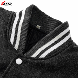 Veste en coton universitaire personnalisée de haute qualité du fabricant Tissu de laine d'hiver avec patchs d'impression de logo personnalisés Taille XS - Product Image 4