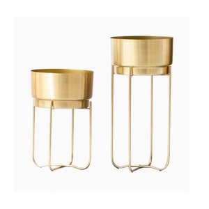 Jardinière décorative à roulettes de couleur or, 4 pièces, pour la décoration au prix réglable - Product Image 6