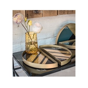 ชุดถาดช็อคโกแลตโลหะสีทองเดือน - Product Image 2