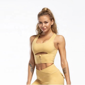 Soutien-gorge de sport anti-cellulite croisé dans le dos pour femme, personnalisé, rembourré, couleur unie, en Spandex/Polyester, maintien moyen, vente en gros - Product Image 4