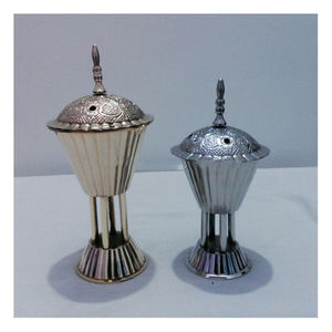 Quemador de incienso pulido brillante de latón AE y difusor de aromaterapia con función antiolor - Product Image 1