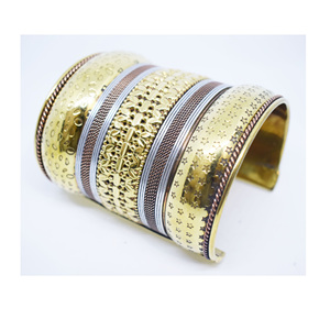 2025 New Year Australian Jewelry Design Gold Bright Enamel Finish Jewelry Bright Enamel Finish <b>Bangle</b> <b>Bracelet</b> for Women - Product Image 4