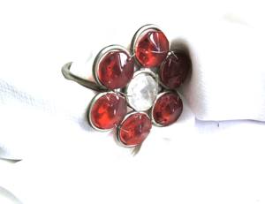 Design en forme de fleur pour les fêtes de Noël et autres occasions Rond de serviette en résine et perles maison et cuisine - Product Image 5