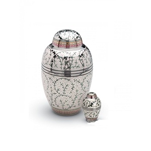 โกศฌอนแกะสลักรูปผีเสื้อสวยงามสง่างามสไตล์อเมริกันสำหรับขี้เถ้างานศพ - Product Image 5