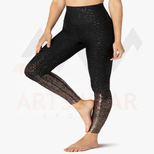 Leggings de yoga à taille haute personnalisés de haute qualité pour femmes avec logo de marque, en spandex et polyester - Product Image 6