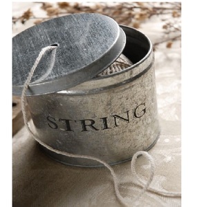 Contenedores redondos galvanizados para almacenamiento de alimentos en metal con acabado martillado, ideales para la organización de la cocina y el uso en restaurantes - Product Image 5