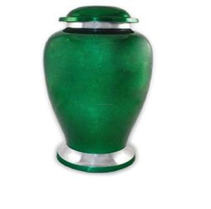 Urnas de cremación para adultos de latón clásicas de alta calidad con hermoso color verde y acabado de peltre en tiras. - Product Image 6