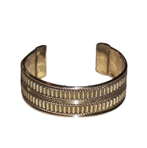 Bracelet en métal poli de haute qualité Montage en laiton de cuivre pour main comme cadeau - Product Image 2