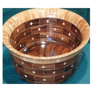 Bols à salade de fruits en bois naturel modernes de forme ronde en différentes tailles, idéaux pour les plats de service de la soupe de pâtes et la décoration de table - Product Image 2