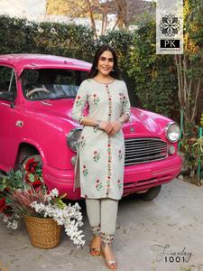 Camiseta de algodón con estampado bordado para mujer, ropa formal de diseñador, venta al por mayor, nueva variedad de prendas - Product Image 3