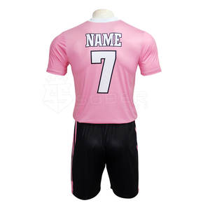 Ensemble de maillot de football pour hommes personnalisable 100% polyester, tenue d'équipe, maillot et short de football, service OEM de haute qualité - Product Image 5