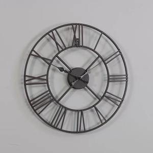Haute qualité noir Antique industriel fer squelette horloge murale classique métal décoratif chiffres romains pour salon décor - Product Image 6