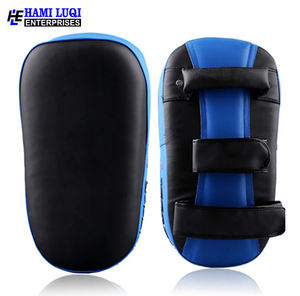 Coup de pied de boxe avec bordure jaune, sécurité pour la formation - Product Image 3