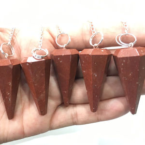 Vente en gros de cristaux de pierre semi-précieuse à énergie divine, pendules en jaspe rouge naturel sculpté pour guérir la méditation, l'amour Feng Shui - Product Image 2