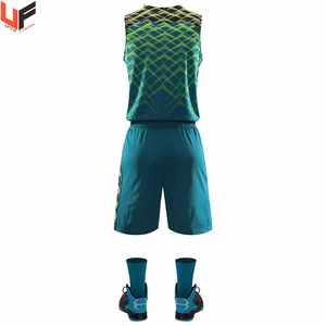 Uniforme de entrenamiento de baloncesto unisex XXL XXXL, conjunto personalizado para jóvenes con sublimación completa, traje usable de estilo de banda con logotipo OEM - Product Image 3