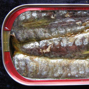 Sardinas Frescas enlatadas de Grado A en Aceite Vegetal - Product Image 1