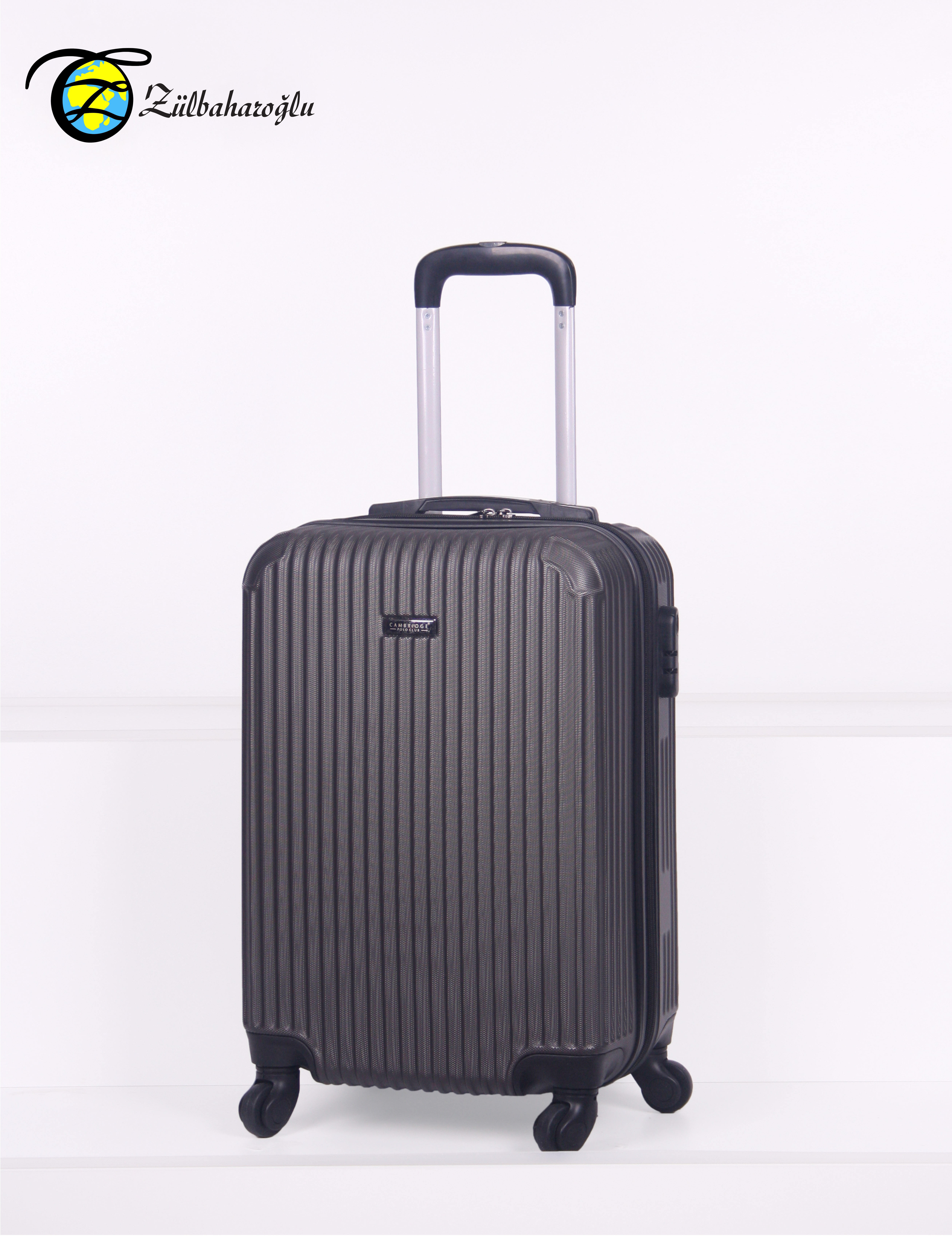 สีเทาเข้ม