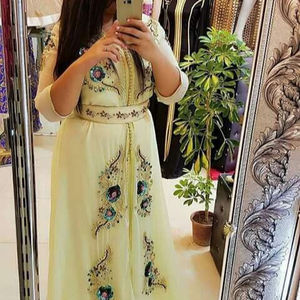 DAZZING 2021 Silk Lehenga Choli CAFTAN Dress con ZARI Embellished Work para fiesta y boda-Wear - Product Image 1