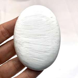 Pierre de palmier en cristal de scolecite hautement polie Pierre de savon en pierre précieuse Feng Shui naturelle pour la méditation et la guérison - Product Image 4