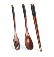 Umwelt freundliches Mango-Holz-Besteckset Kunden spezifisches Design Modisches und trend iges Design Neue hand gefertigte Bestecks ets