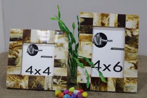 <b>Set</b> of Two Geometric Pattern Resin Wood <b>Photo</b> <b>Frames</b> Unique Traditional Home Office Decoration - Product Image 2