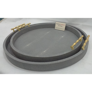 Bandeja redonda gris claro con 0,51x0,51x0.075 Mango de bambú de latón Bandejas de Servicio de Material Shagreen falso - Product Image 5