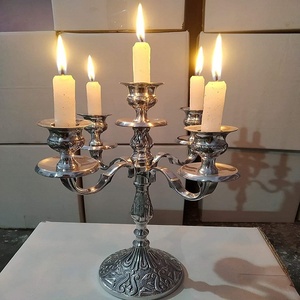 Candelabro y soporte de aluminio pulido, 5 portavelas - Product Image 2