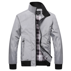 Venta al por mayor 2025 estilo cómodo chaqueta de bombardero hombres manga larga cuello redondo color personalizado sostenible a prueba de viento chaquetas de Bombardero - Product Image 3