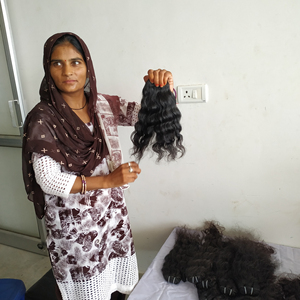 Extensions de cheveux humains indiens du sud vierges alignés sur les cuticules non traitées - Product Image 4