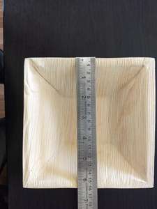 100% Vaisselle jetable écologique et durable en forme de feuille d'areca Assiettes et bols durables avec motif végétal gravé pour les fêtes - Product Image 3