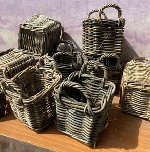 ตะกร้า Anjani ที่ขายดีที่สุดพร้อมหวายถักแน่นด้วยสีน้ำตาลธรรมชาติสำหรับจัดเก็บสินค้า - Product Image 2