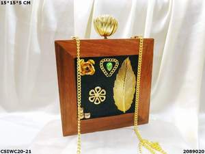 Sacs de soirée élégants en bois Embrayages Collection exclusive avec accents en métal - Product Image 3