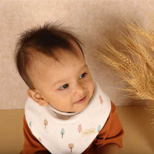 Bavoirs bandana pour bébé en coton biologique 100% bavoirs en silicone imperméables à manches longues avec fermeture à bouton-pression en forme de triangle durable - Product Image 3