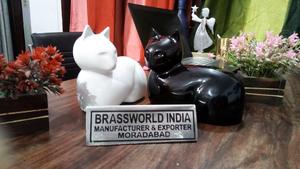 Urna para Gatos de Latón Blanco Estilo Americano Brassworld India, Urna Conmemorativa para Mascotas de Metal Duradero, Modelo BWI-786-300 - Product Image 6