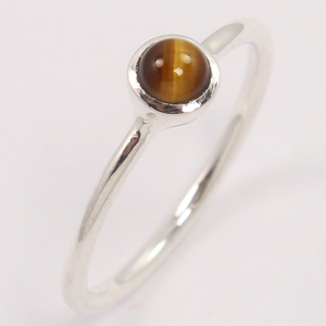 Nouvelle bague en argent de forme ronde élégante avec pierre précieuse oeil de tigre 925 bague en argent Sterling massif bague de bijoux fins pour cadeau pour les filles - Product Image 1